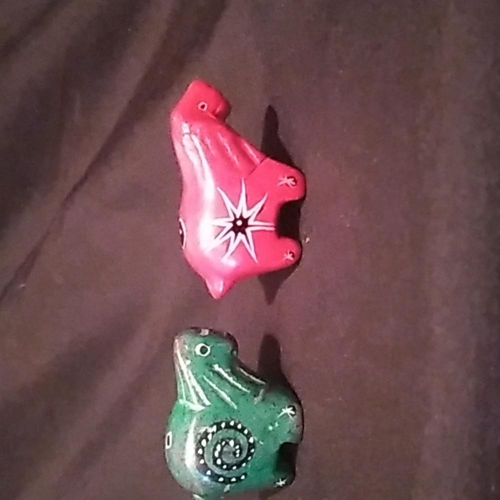 Vintage Handcarved Soap Stone Lion African Figurines Hand Painted Red & Green